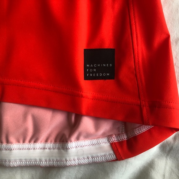 Machines For Freedom: All Weather Vest in Hibiscus - Picture 9 of 10